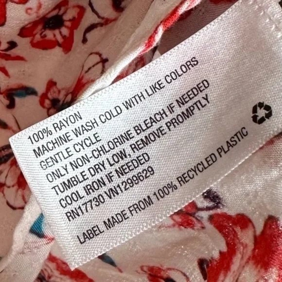 Knox rose short sleeve Henley blouse new small - Picture 7 of 7